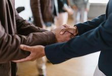 How to Introduce Your Dog to Children Safely