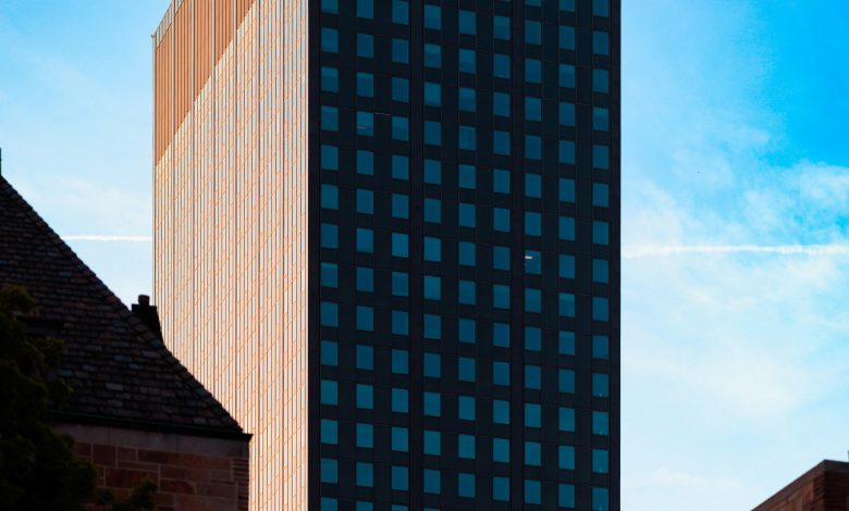 Correcting dominance behavior in multi-pet households